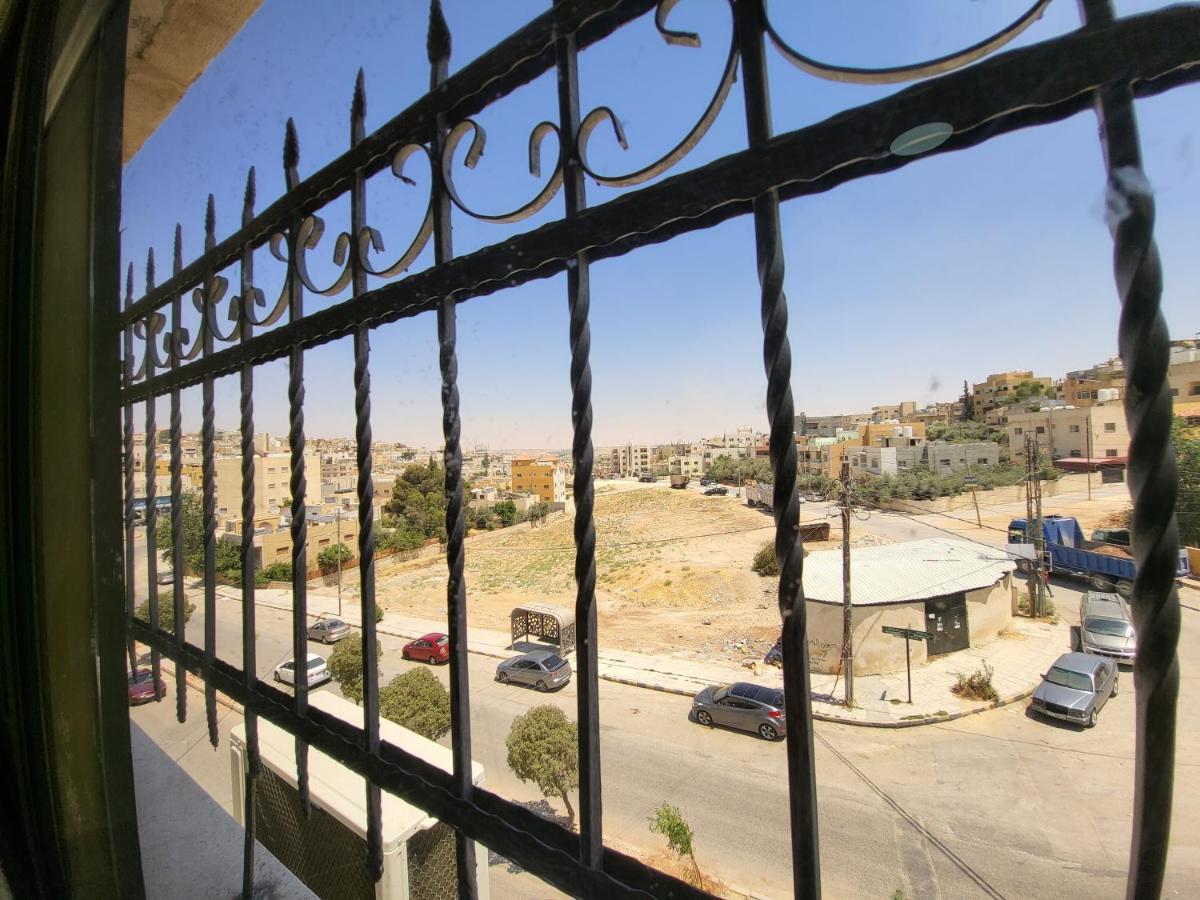 Ibn Kathir Apartment Madaba Exterior foto