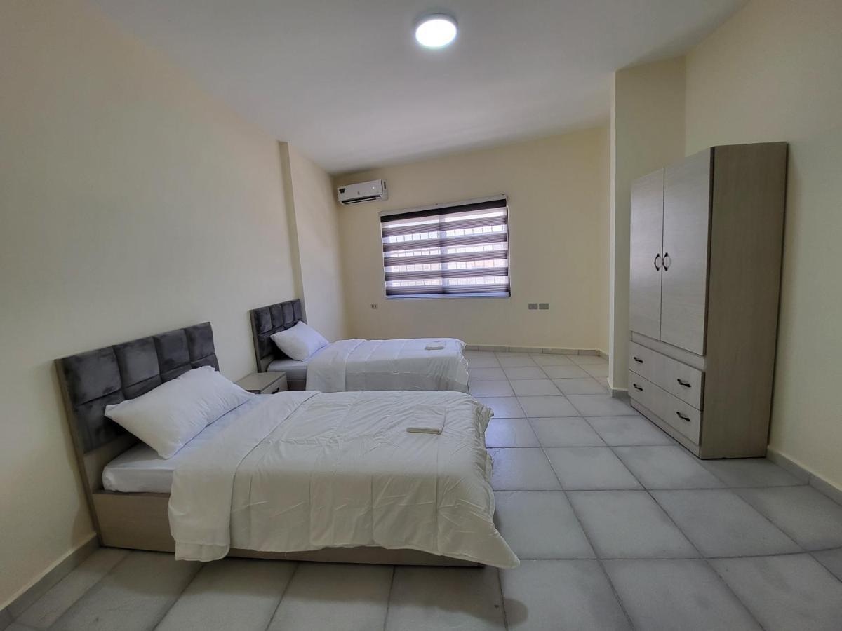 Ibn Kathir Apartment Madaba Exterior foto