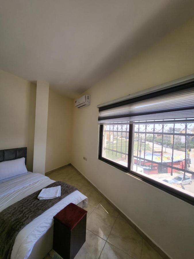 Ibn Kathir Apartment Madaba Exterior foto